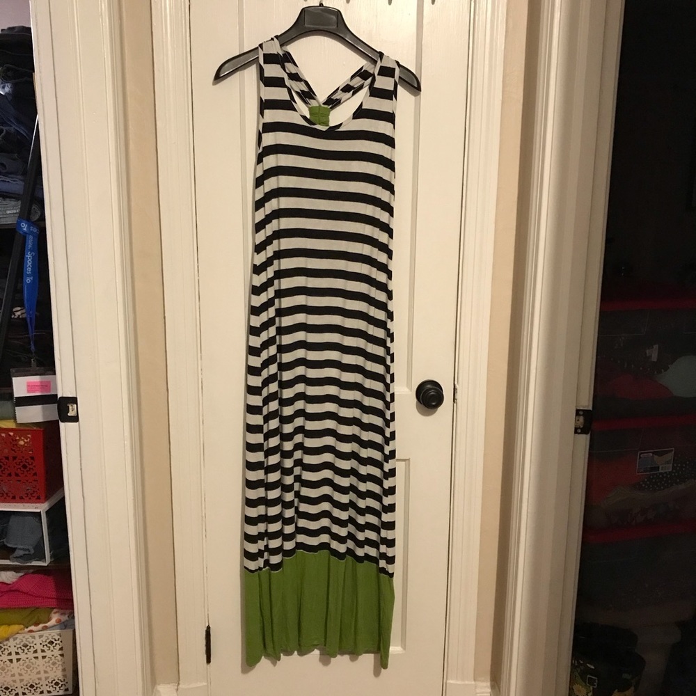 Black & white & Green Maxi Dress